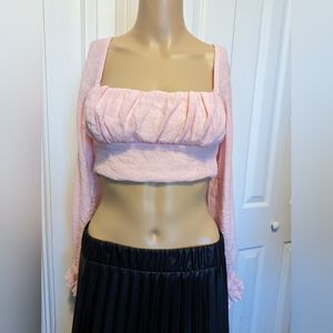 Princess Polly Puffy Sleeved Crop Top with Open Back Size 4.